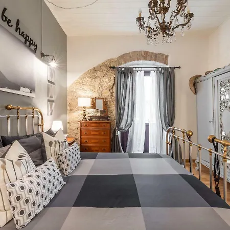 度假居 Marina House 卡利亚里