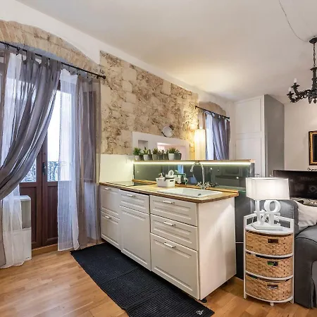 Marina House Дом отдыха *